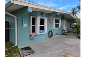 6129 Royal Palm Blvd Margate, FL 33063 - MLS#A11885786