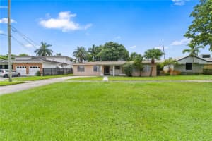 1170 Nw 87th St, Miami
