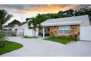 751 Se 8th St, Hialeah