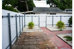 751 Se 8th St Hialeah, FL 33010 - MLS#A11885815