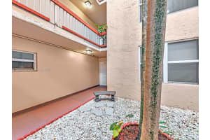 9451 Evergreen Pl 104 Davie, FL 33324 - MLS#A11885817