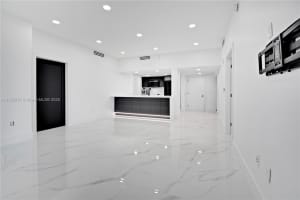 1800 N Bayshore Dr 512 Miami, FL 33132 - MLS#A11885837
