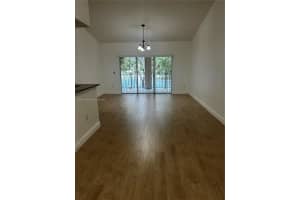 2549 Centergate Dr 204 Miramar, FL 33025 - MLS#A11885838