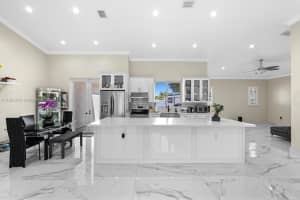9201 Sw 170th Ln, Palmetto Bay