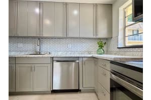 15391 S S Dixie Hwy 52 Palmetto Bay, FL 33157 - MLS#A11885883