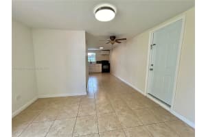 4221 Sw 36th St Back West Park, FL 33023 - MLS#A11885888