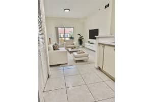 7280 Nw 114th Ave 208-8 Doral, FL 33178 - MLS#A11885896