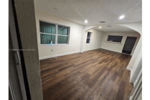 1717 Nw 69th St Miami, FL 33147 - MLS#A11885899