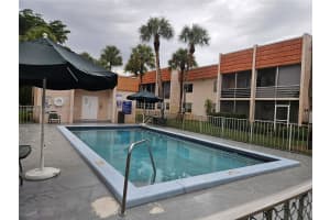 7610 Stirling Rd 102c Davie, FL 33024 - MLS#A11885916