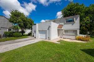 8662 Bridle Path Ct 115a Davie, FL 33328 - MLS#A11885960