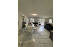 2410 Sw 122nd Ct 1 Miami, FL 33175 - MLS#A11885974