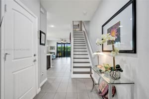 4204 N Dixie Hwy 1 Oakland Park, FL 33334 - MLS#A11885977