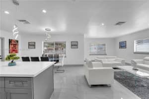 2221 Charleston St Hollywood, FL 33020 - MLS#A11885984