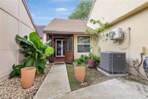 1467 Martin Ct Homestead, FL 33035 - MLS#A11886002