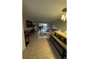 12032 S Las Palmas Dr Pembroke Pines, FL 33025 - MLS#A11886011