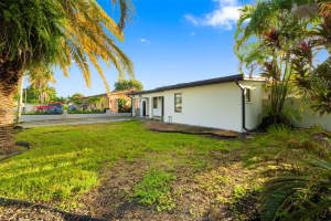 705 E 9th Ln Hialeah, FL 33010 - MLS#A11886030