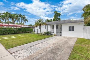 670 Flagami Blvd Miami, FL 33144 - MLS#A11886044