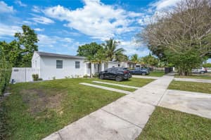 670 Flagami Blvd Miami, FL 33144 - MLS#A11886044