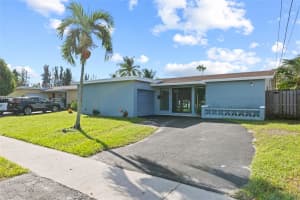7070 Nw 21st St Sunrise, FL 33313 - MLS#A11886045