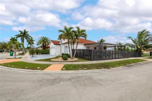 2911 Sw 149th Pl, Miami
