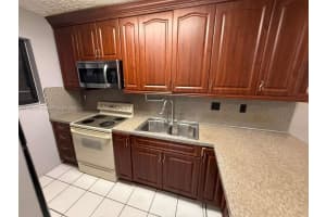 6055 W 19th Ave 215 Hialeah, FL 33012 - MLS#A11886109