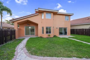 14672 Vista Luna Dr Davie, FL 33325 - MLS#A11886127