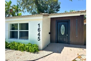 1645 Ne 175th St North Miami Beach, FL 33162 - MLS#A11886130