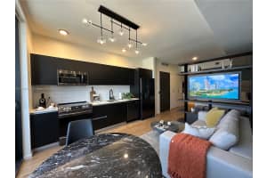 398 Ne 5th St 3008 Miami, FL 33132 - MLS#A11886133