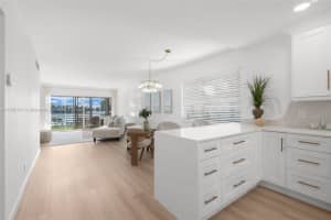 3301 Spanish Trl 207 Delray Beach, FL 33483 - MLS#A11886137