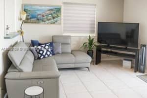 255 Central Blvd Miami, FL 33144 - MLS#A11886159