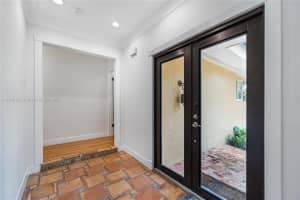 1039 Hardee Rd 1039 Coral Gables, FL 33146 - MLS#A11886182