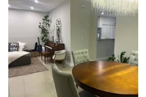 10866 Nw 51st Ln 10866 Doral, FL 33178 - MLS#A11886187