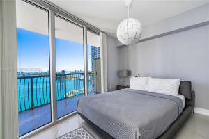 1750 Bayshore Dr , Miami, FL 33132 - MLS#A11886191