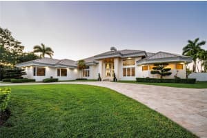 3425 Saddlebrook Ln, Weston