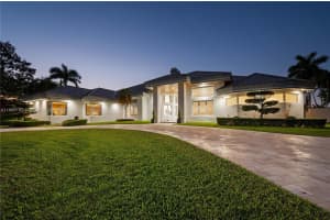 3425 Saddlebrook Ln Weston, FL 33331 - MLS#A11886193