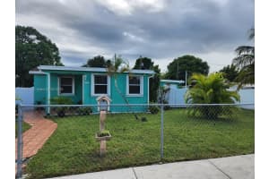 614 E 56th St Hialeah, FL 33013 - MLS#A11886215