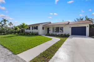 19221 Sw 92nd Rd Cutler Bay, FL 33157 - MLS#A11886287