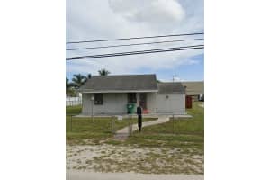 3561 Nw 106th St, Miami