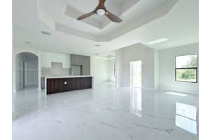 3728 9th St W Lehigh Acres, FL 33971 - MLS#A11886321