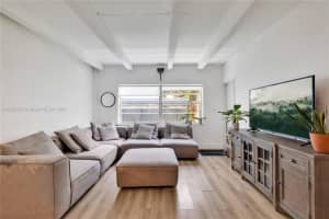 325 Ocean Dr 206 Miami Beach, FL 33139 - MLS#A11886333