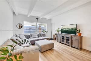 325 Ocean Dr 206 Miami Beach, FL 33139 - MLS#A11886333