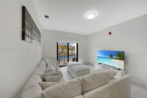 8167 Nw 41st St E-203 Doral, FL 33166 - MLS#A11886337