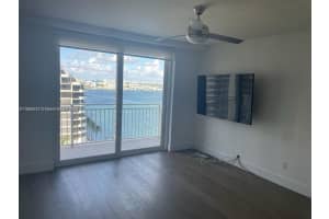 770 Claughton Island Dr 1511 Miami, FL 33131 - MLS#A11886347