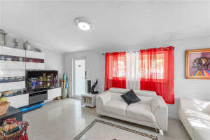10920 Sw 41st St Miami, FL 33165 - MLS#A11886354