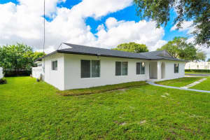 5360 Sw 9th St Plantation, FL 33317 - MLS#A11886395