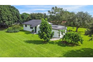 22605 Sw 179th Pl, Miami