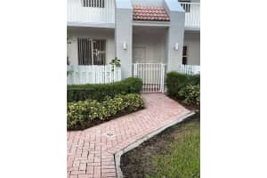 10750 Nw 66th St 112, Doral