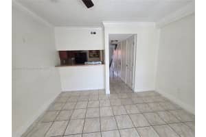 2211 W 52nd St 207 Hialeah, FL 33016 - MLS#A11886425