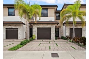 15829 Nw 91st Ct, Miami Lakes