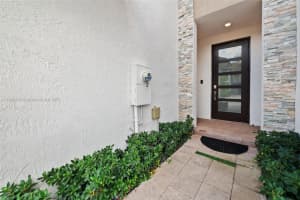15829 Nw 91st Ct Miami Lakes, FL 33018 - MLS#A11886438